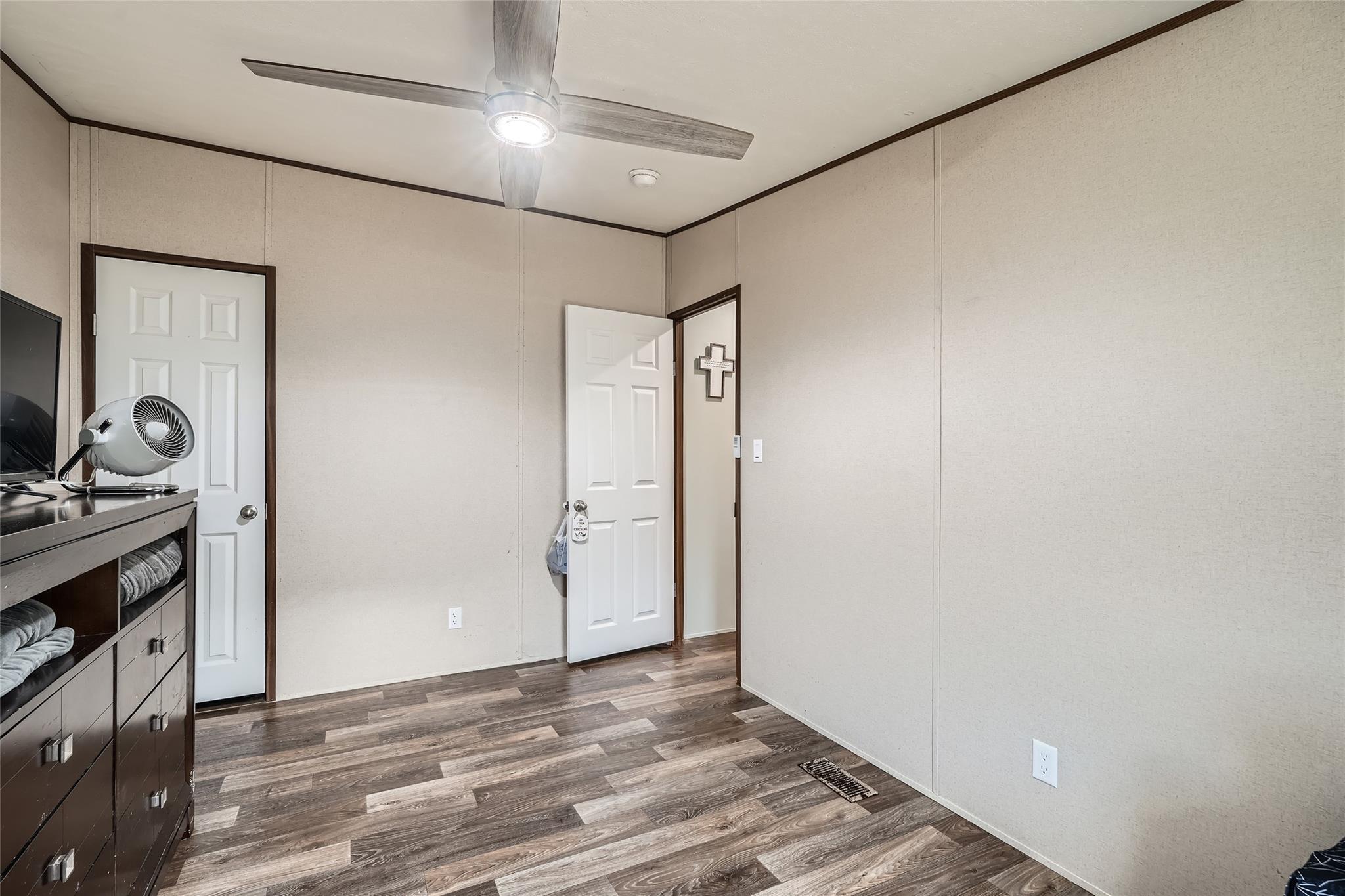 367 Margarita Dr, Dale, TX 78616