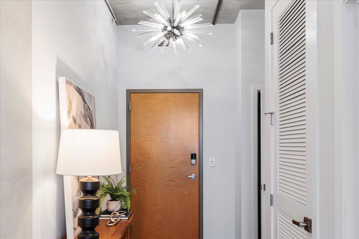 360 Nueces St # 4203, Austin, TX 78701