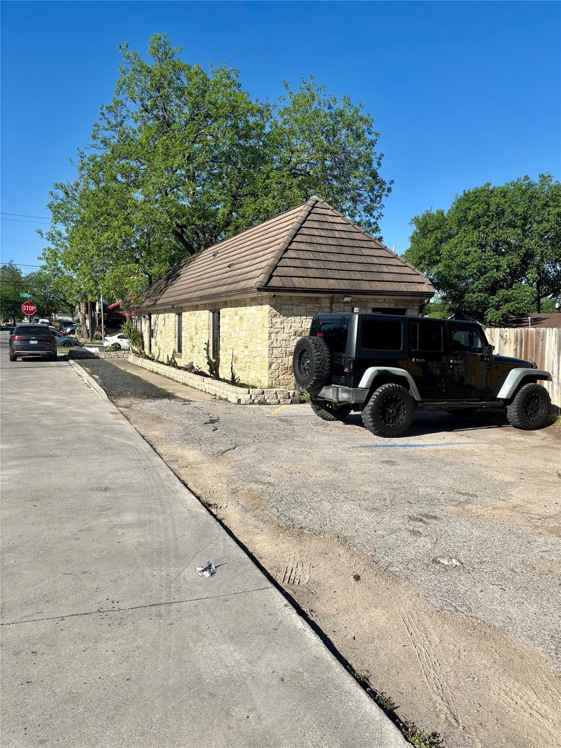 500 W Oltorf St, Austin, TX 78704