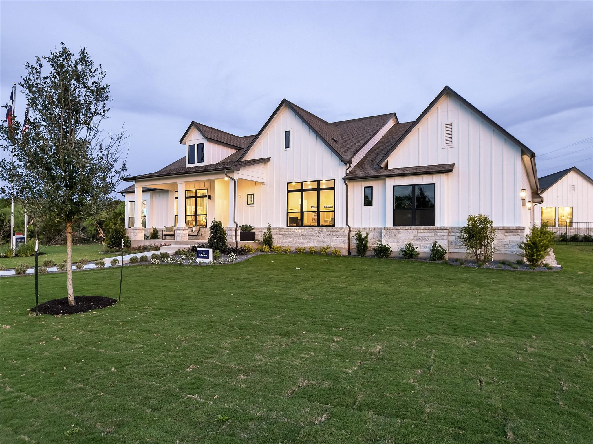 1921 Springlake Dr, Dripping Springs, TX 78620
