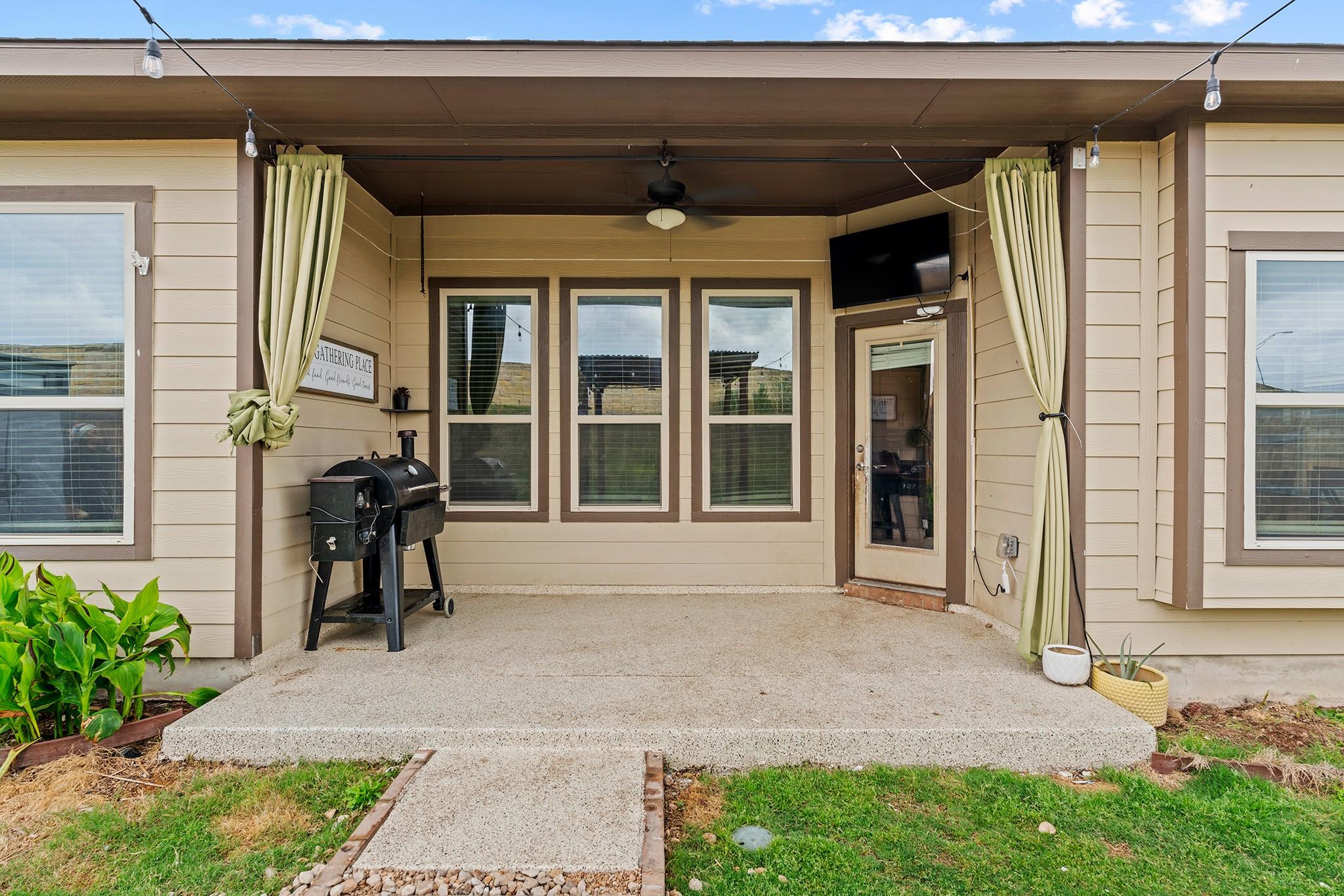 708 Hereford Loop, Hutto, TX 78634
