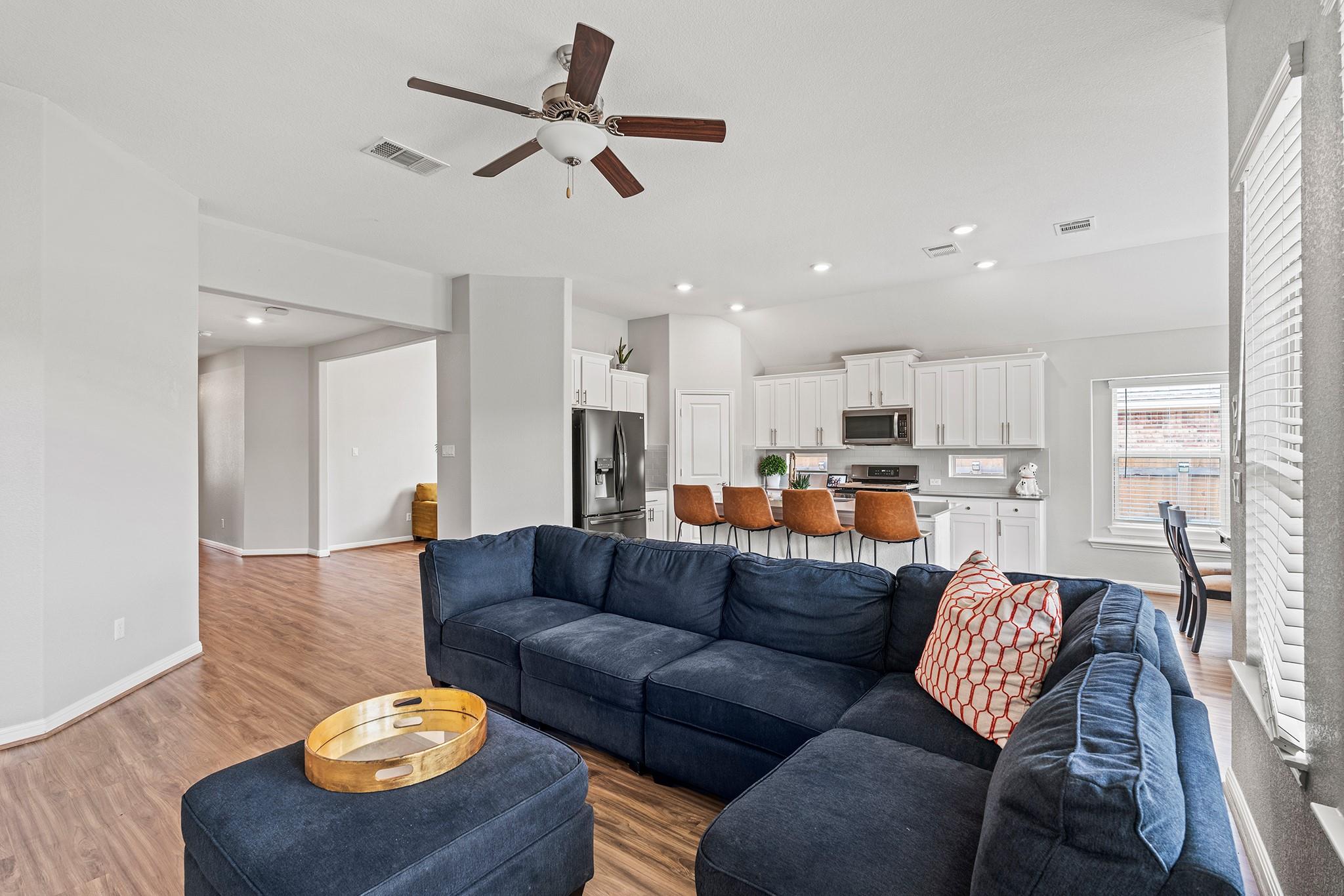 708 Hereford Loop, Hutto, TX 78634