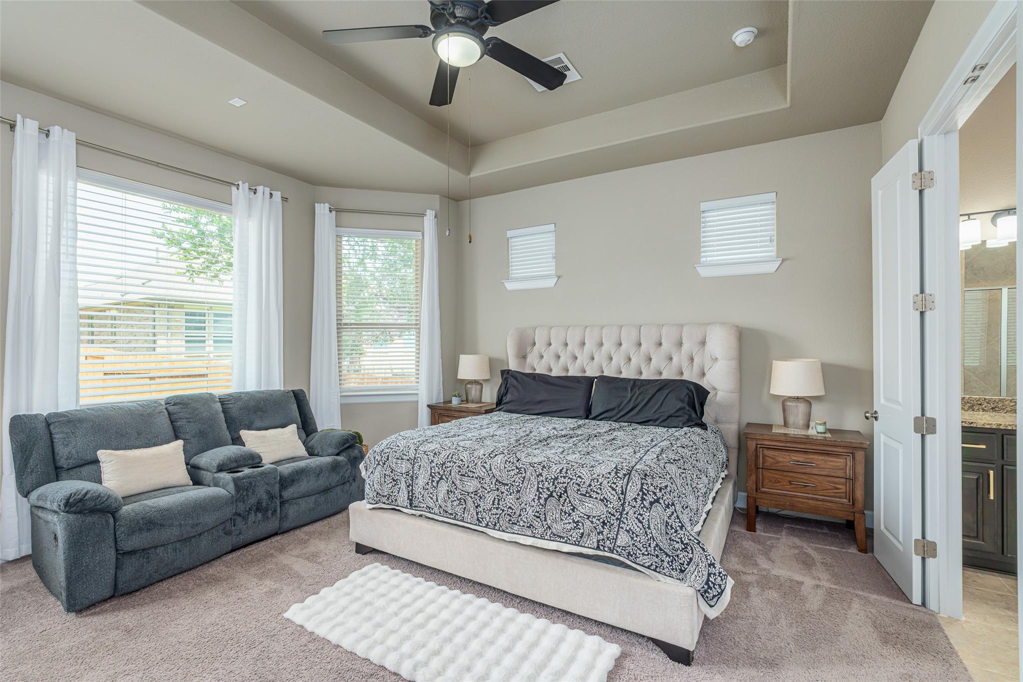 2421 Carretera Dr, Leander, TX 78641