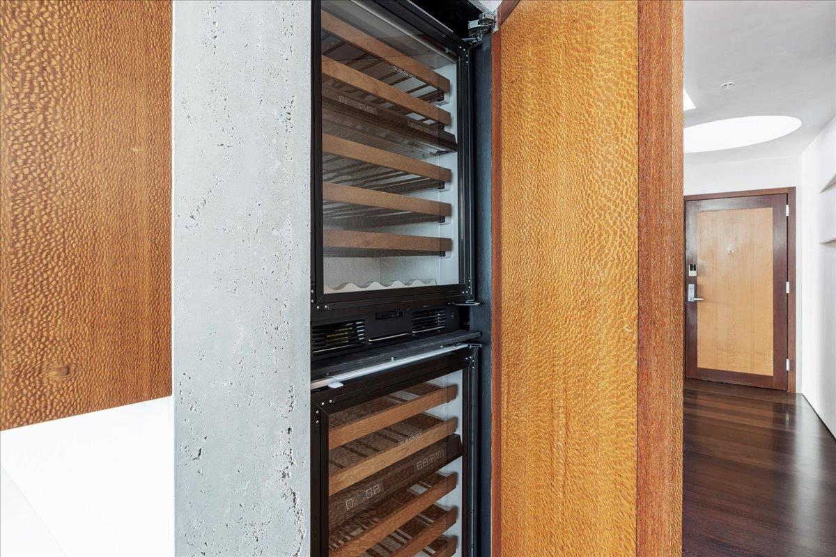 360 Nueces St # 4211, Austin, TX 78701