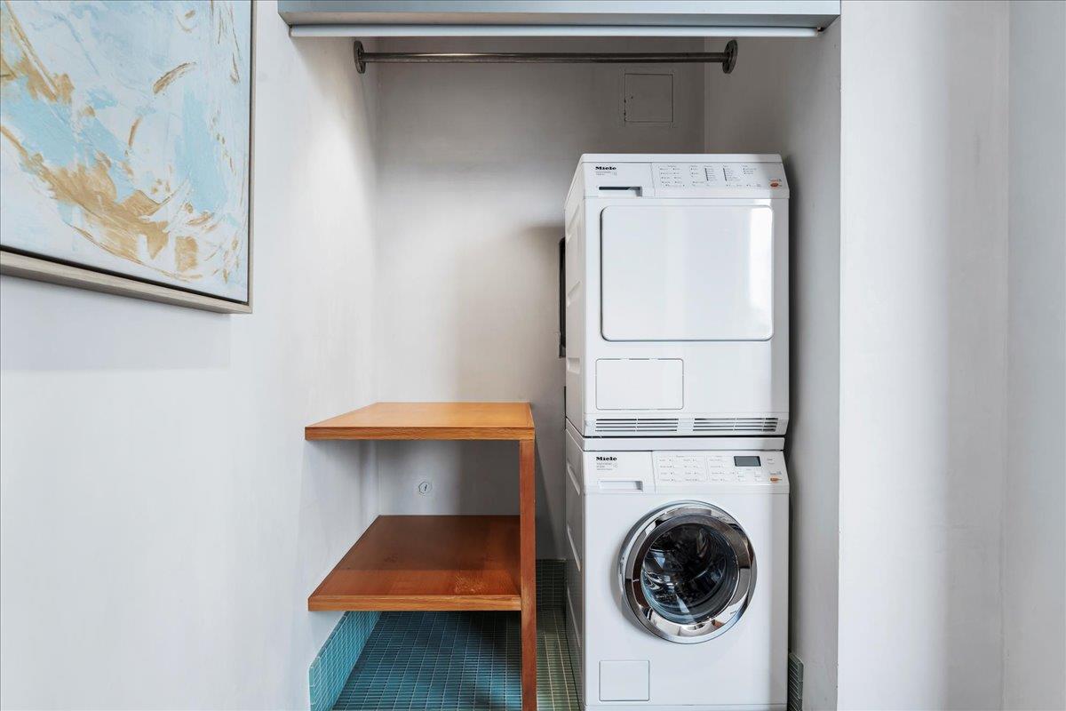 360 Nueces St # 4211, Austin, TX 78701