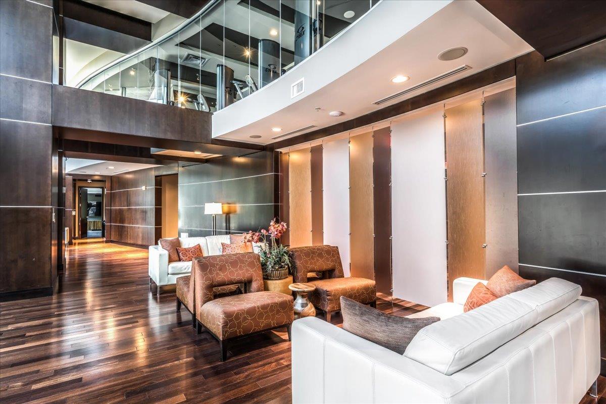 360 Nueces St # 4211, Austin, TX 78701