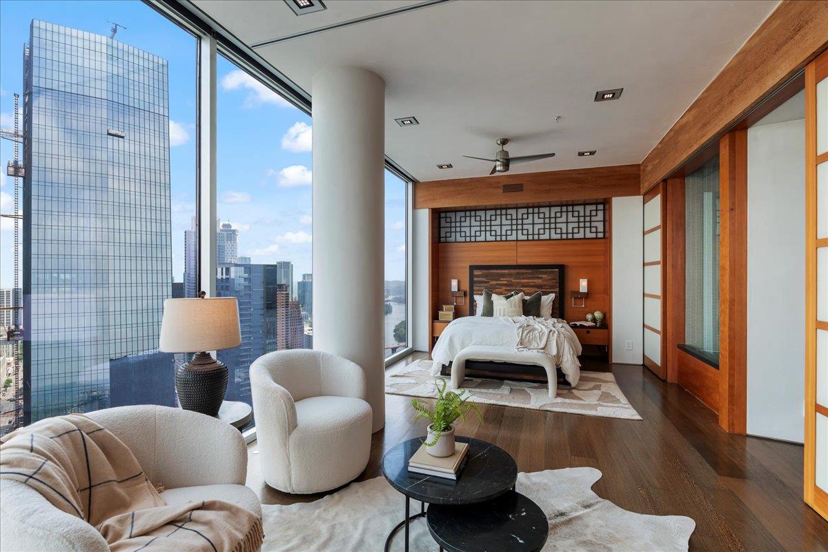 360 Nueces St # 4211, Austin, TX 78701