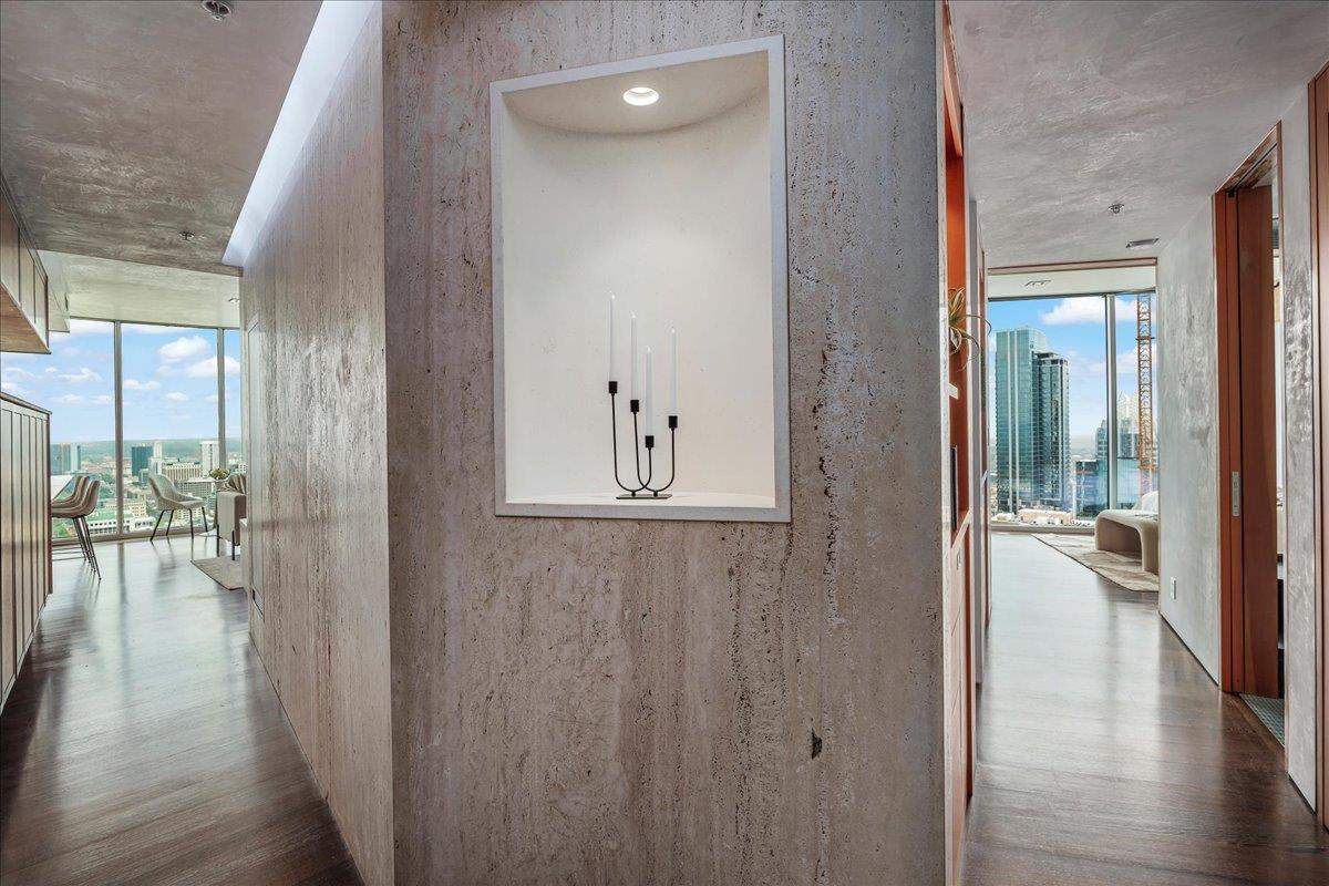 360 Nueces St # 4211, Austin, TX 78701