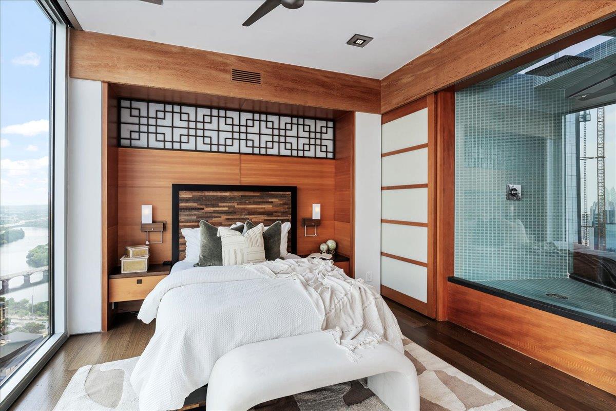 360 Nueces St # 4211, Austin, TX 78701