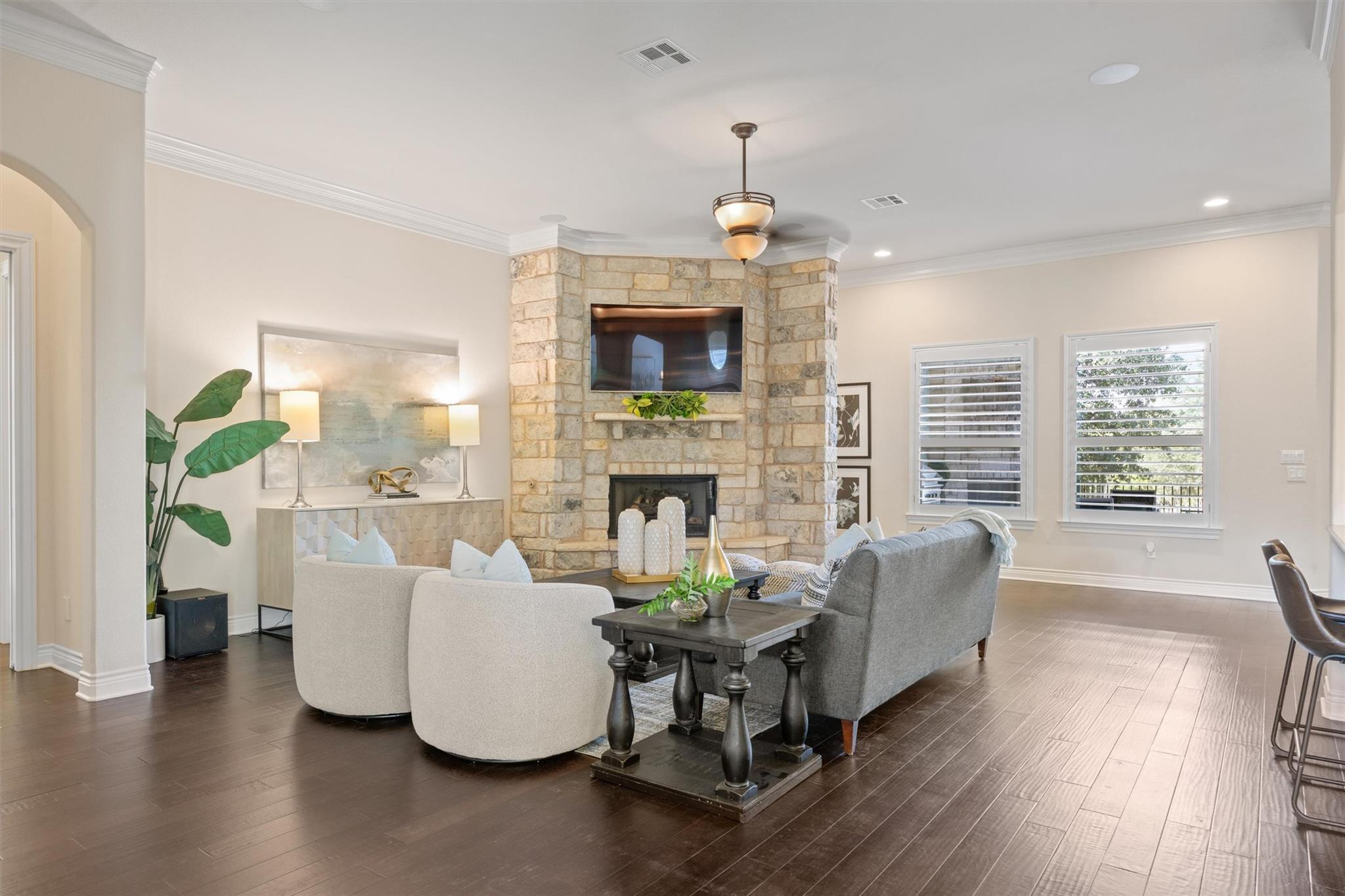 109 Willow Run, Georgetown, TX 78633