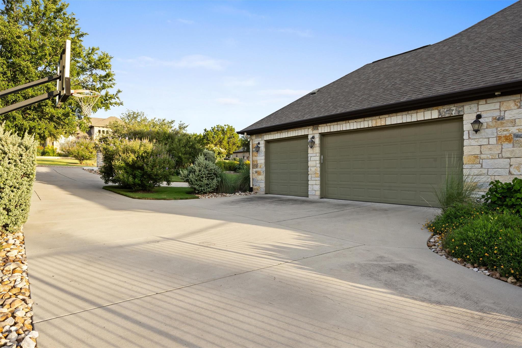 109 Willow Run, Georgetown, TX 78633