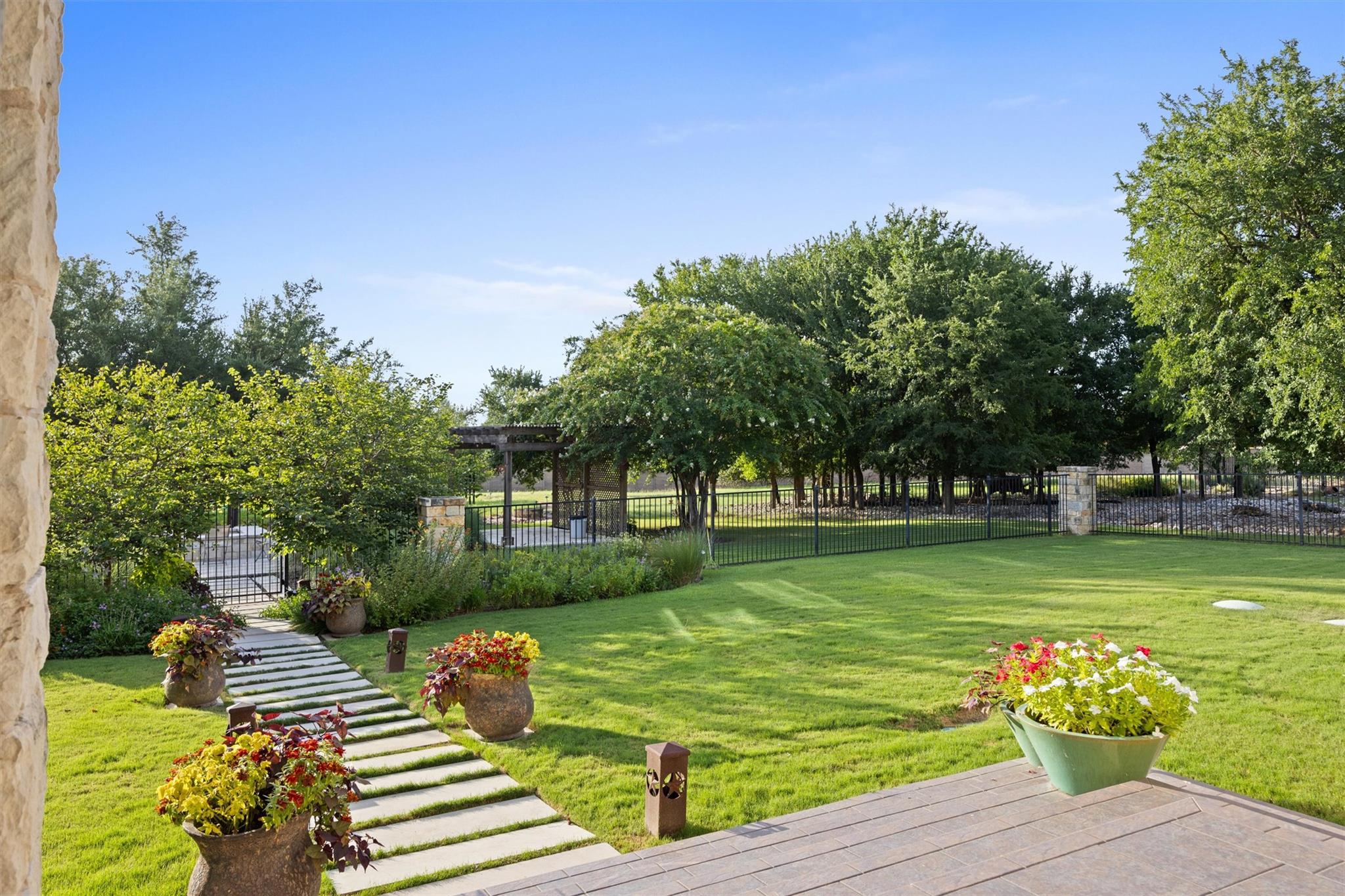 109 Willow Run, Georgetown, TX 78633