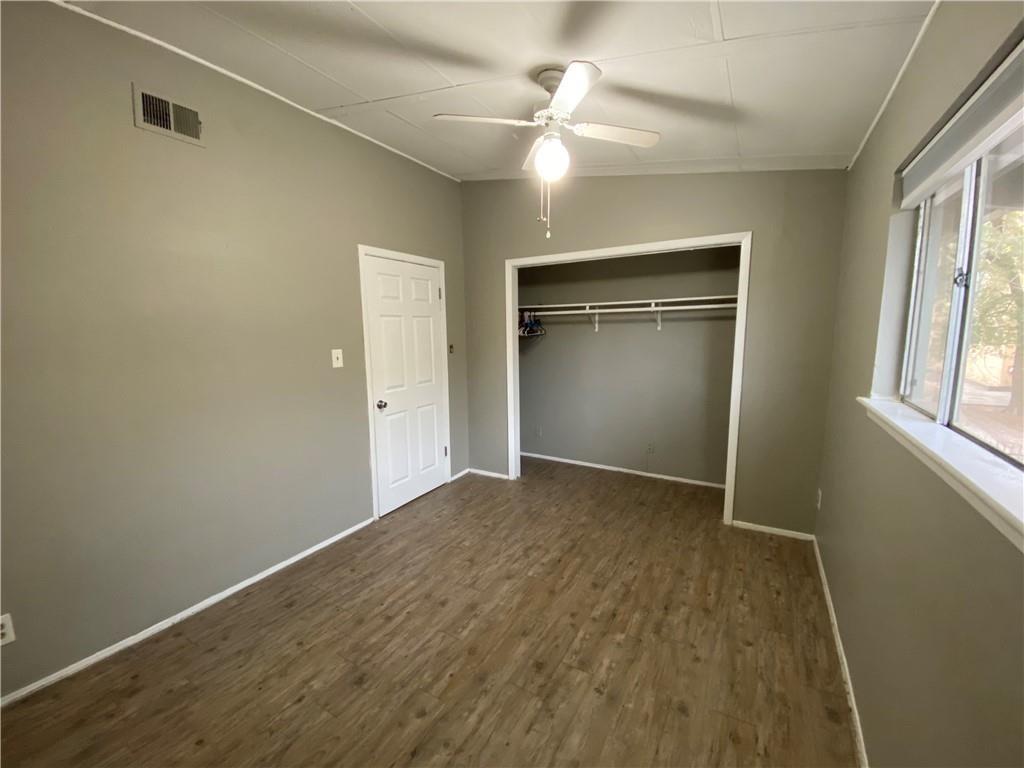2413 Leon St # 101, Austin, TX 78705