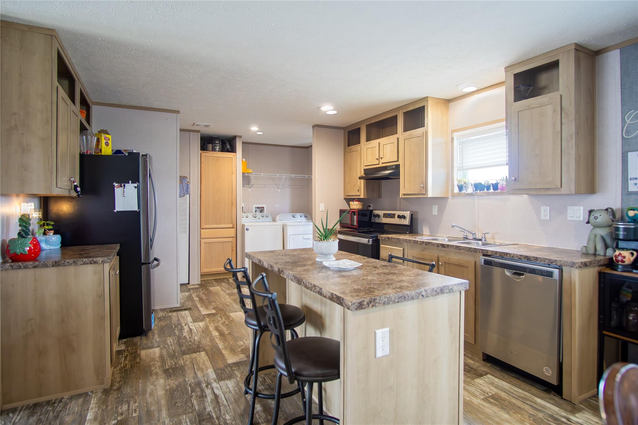 480 Ganado Dr, Kyle, TX 78640