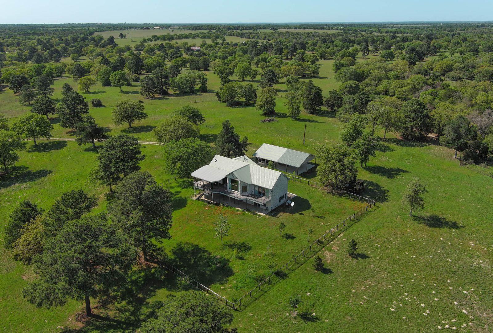 490 John Craft Rd, Red Rock, TX 78662