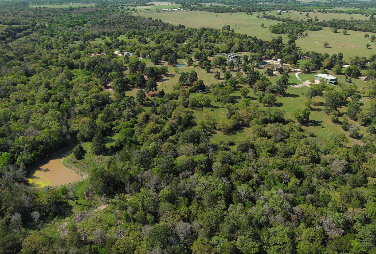 490 John Craft Rd, Red Rock, TX 78662