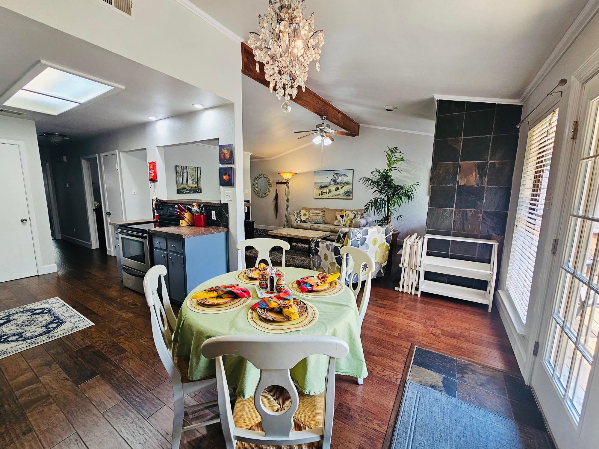 5107 Leralynn St # 304, Austin, TX 78751