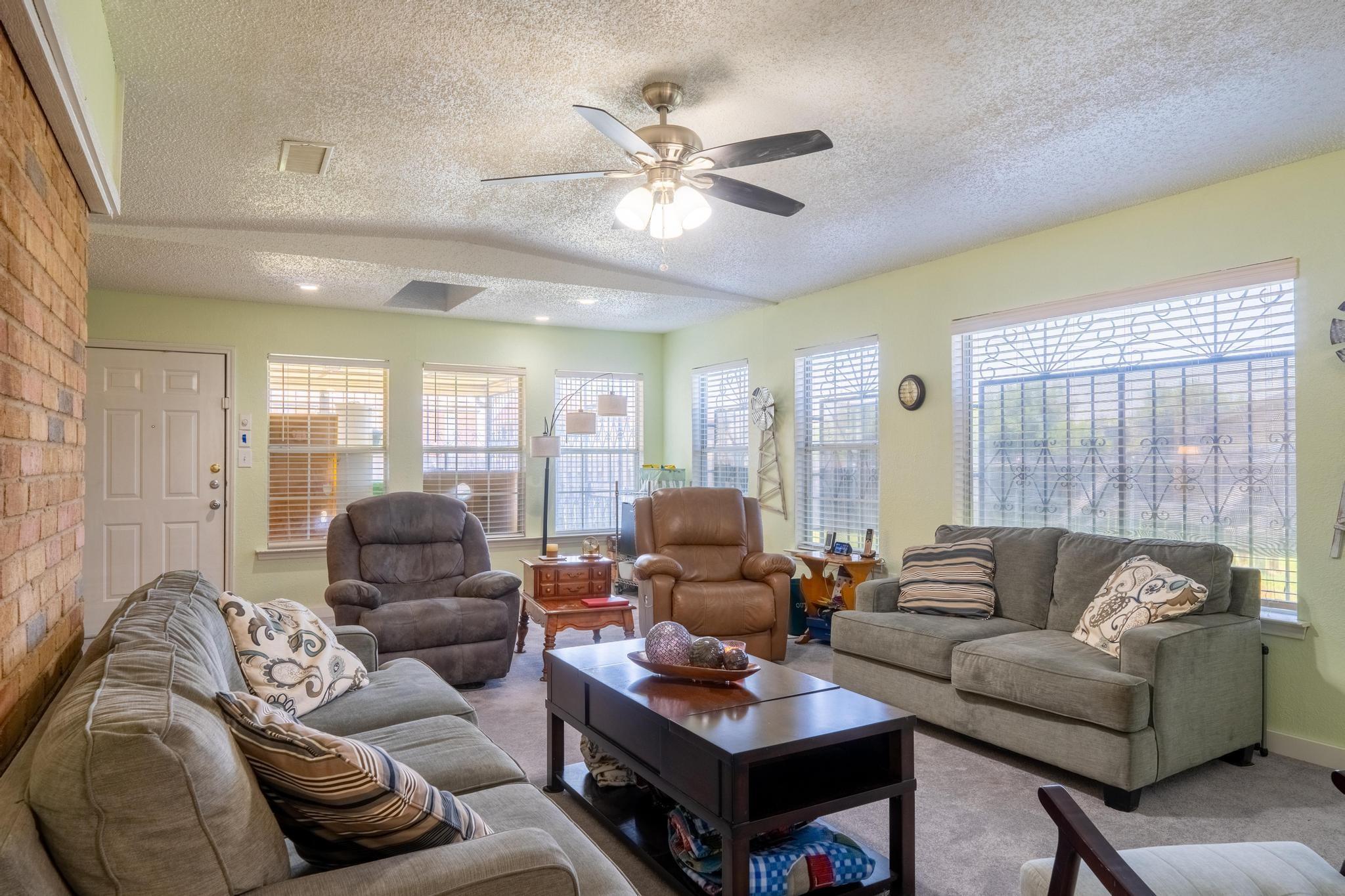 1701 Standridge St, Killeen, TX 76543