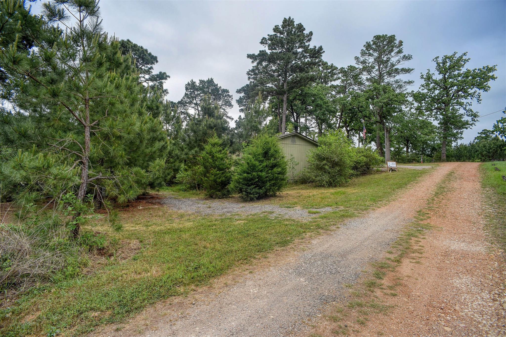 125 Turkey Trot Rd, Smithville, TX 78957