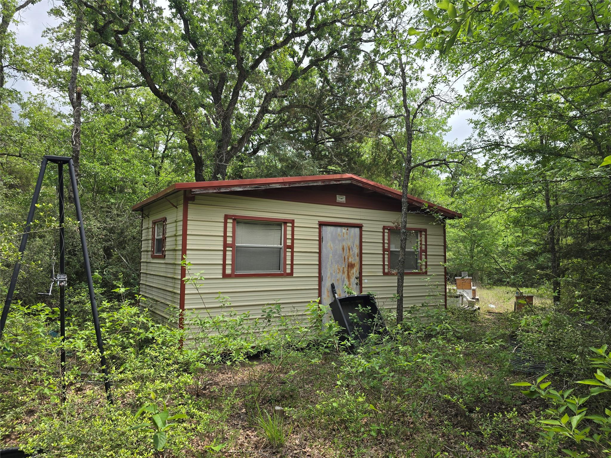 555 Private Road 3428, Milano, TX 76558