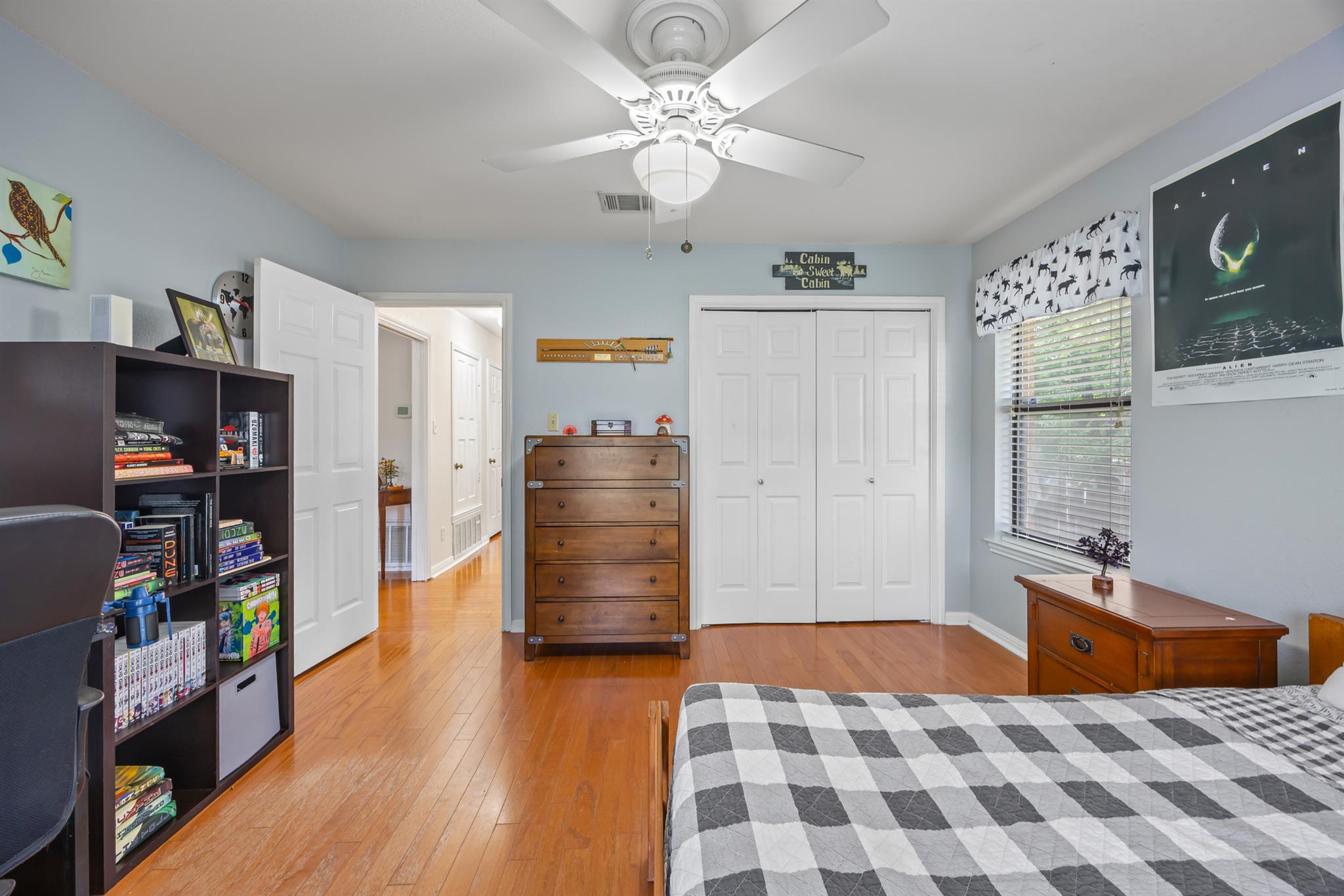 315 Juniper Dr, Mountain City, TX 78610