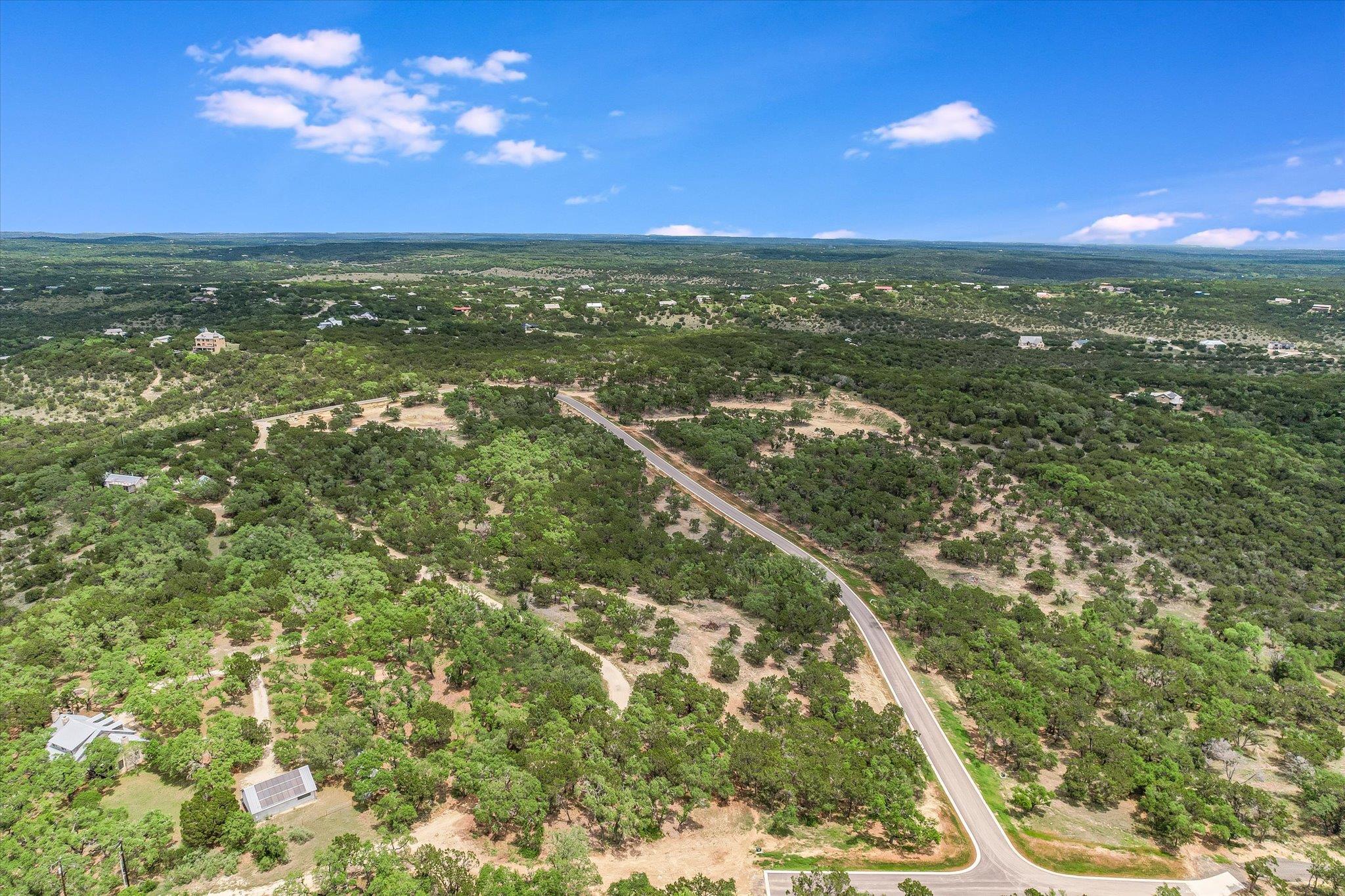 000 Moonridge Ln, Wimberley, TX 78676