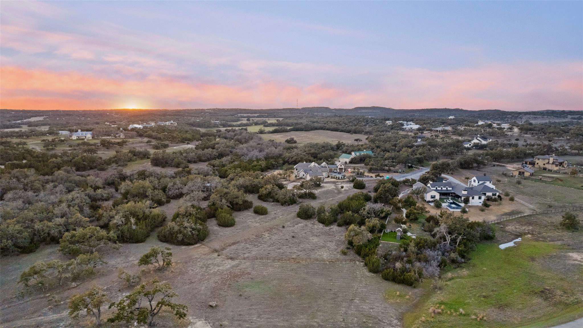 9121 Robinson Family Rd, Austin, TX 78738