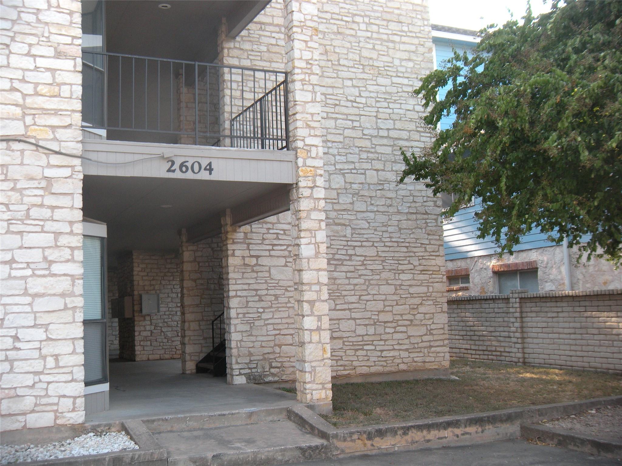 2604 Salado St # 104, Austin, TX 78705