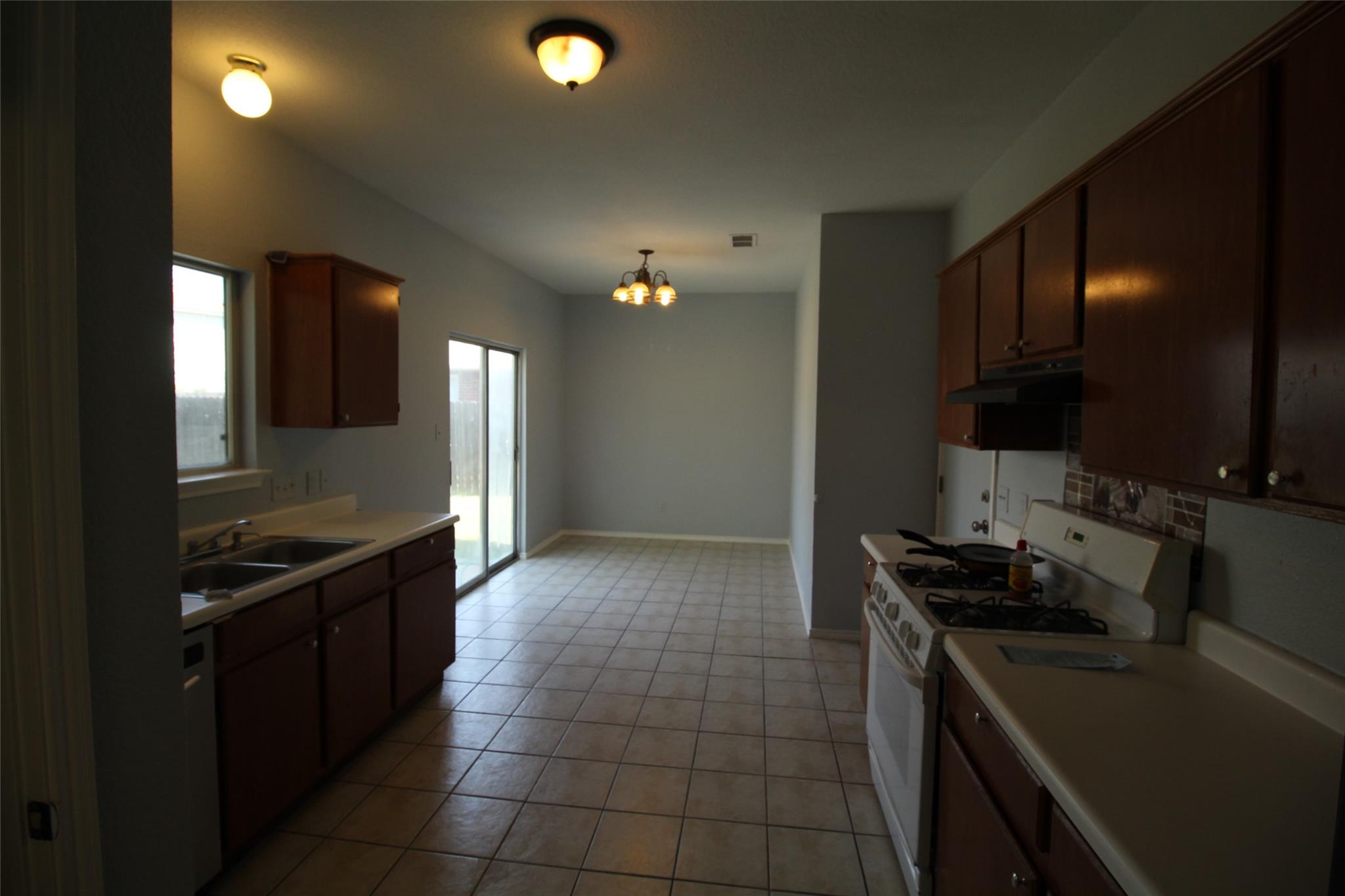 12302 Uttimer Ln, Austin, TX 78753