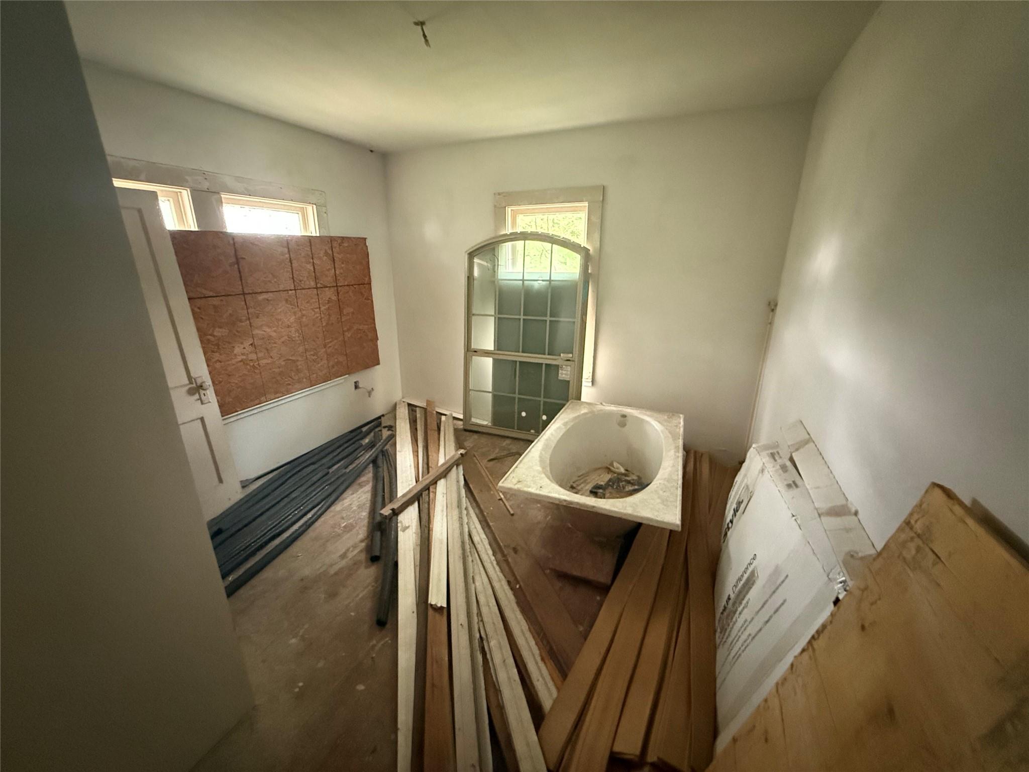 902 E Liberty Ave, Round Rock, TX 78664