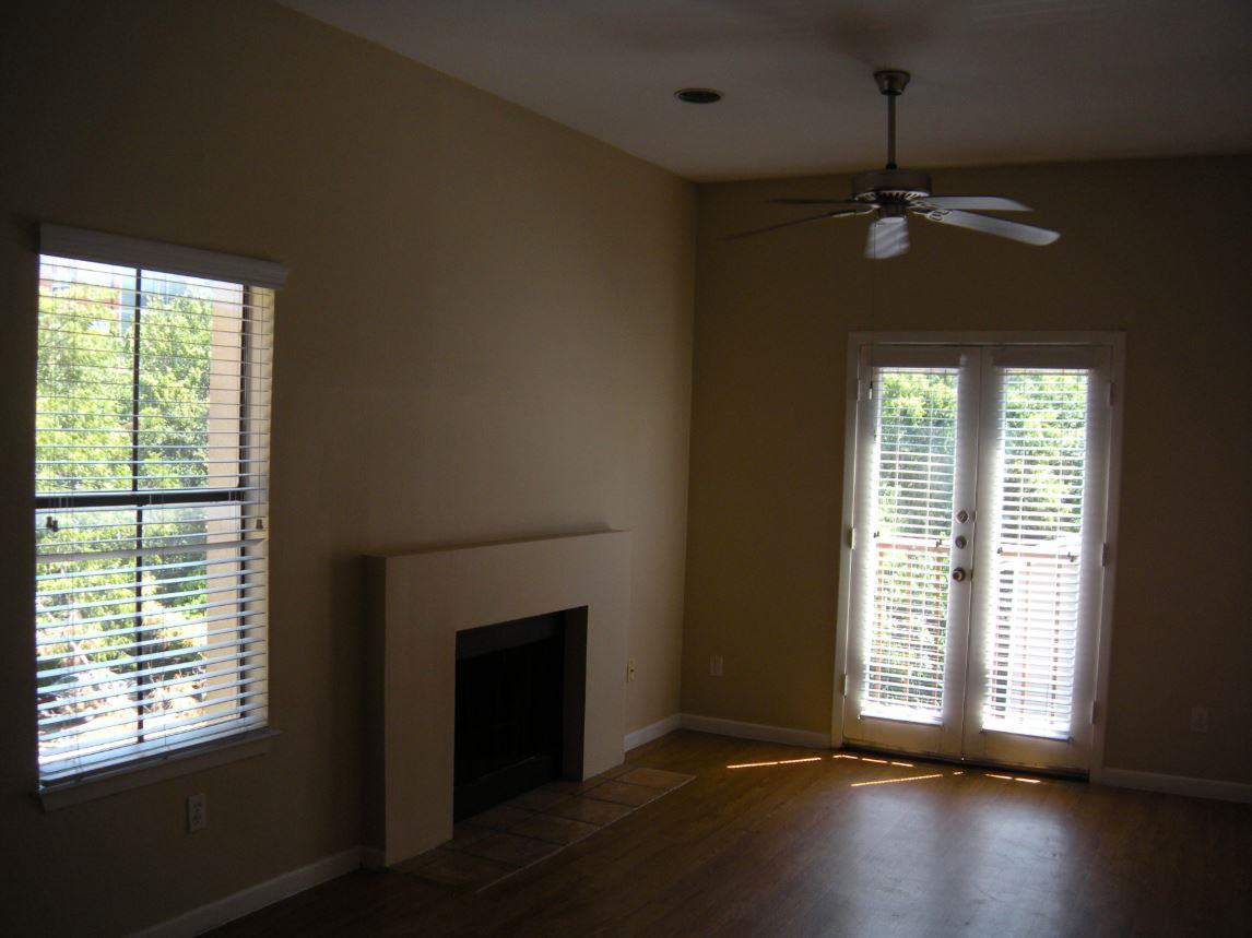 712 W 21st St # 301, Austin, TX 78705