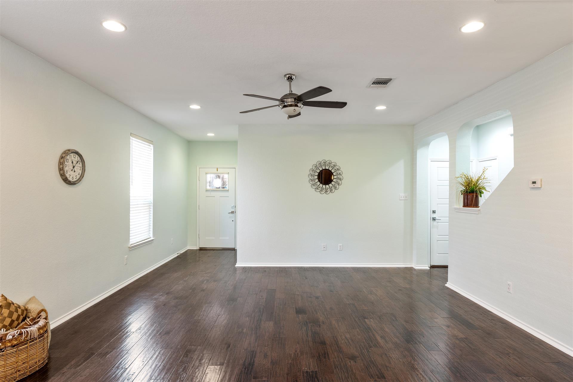 404 Buttercup Creek Blvd # 19, Cedar Park, TX 78613