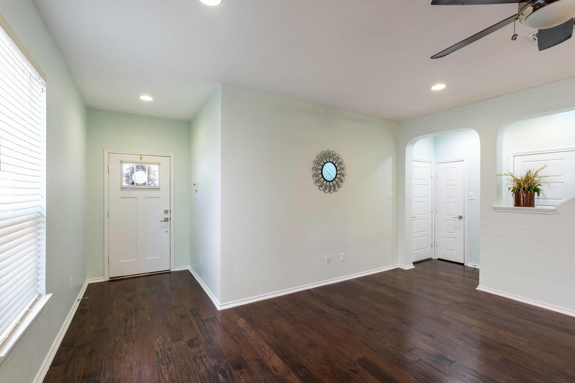 404 Buttercup Creek Blvd # 19, Cedar Park, TX 78613