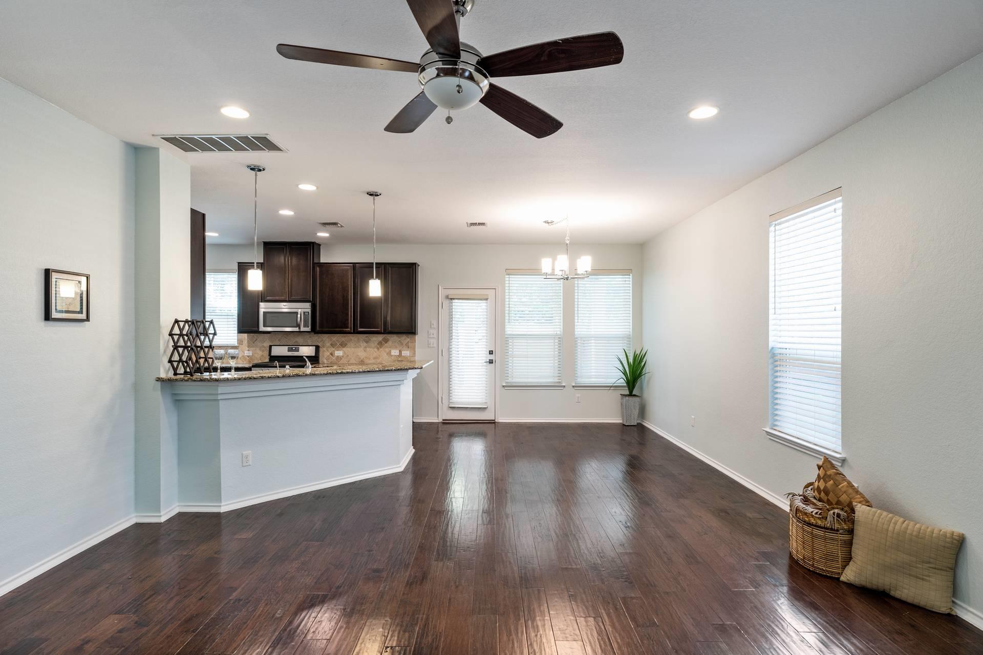 404 Buttercup Creek Blvd # 19, Cedar Park, TX 78613