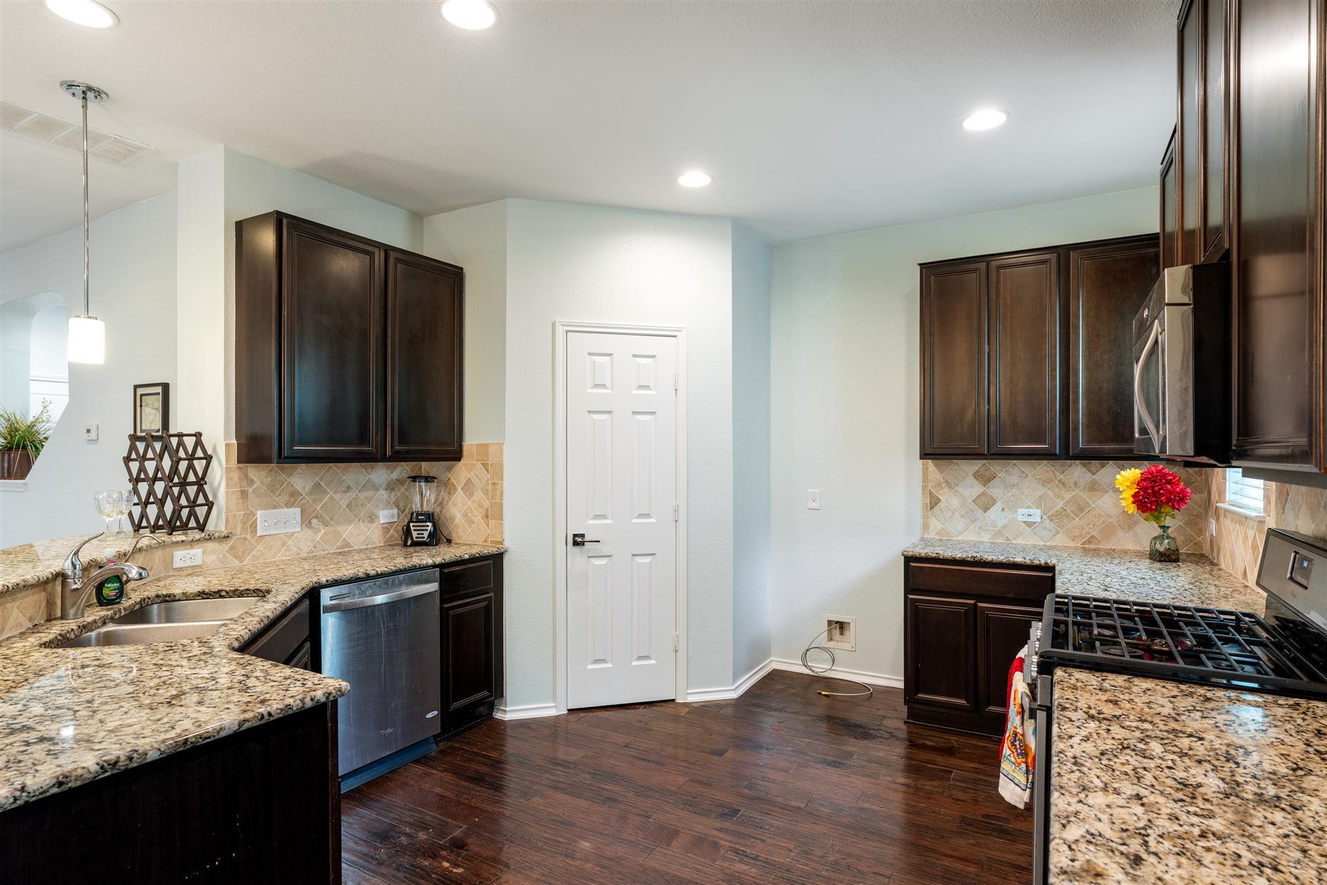 404 Buttercup Creek Blvd # 19, Cedar Park, TX 78613