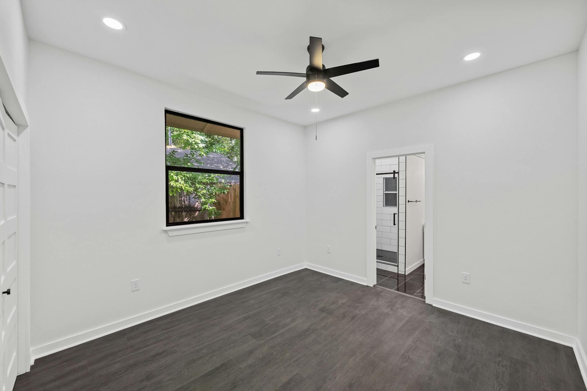 914 E 50th St, Austin, TX 78751
