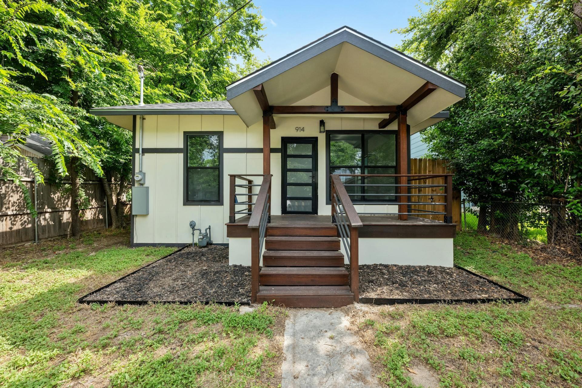 914 E 50th St, Austin, TX 78751
