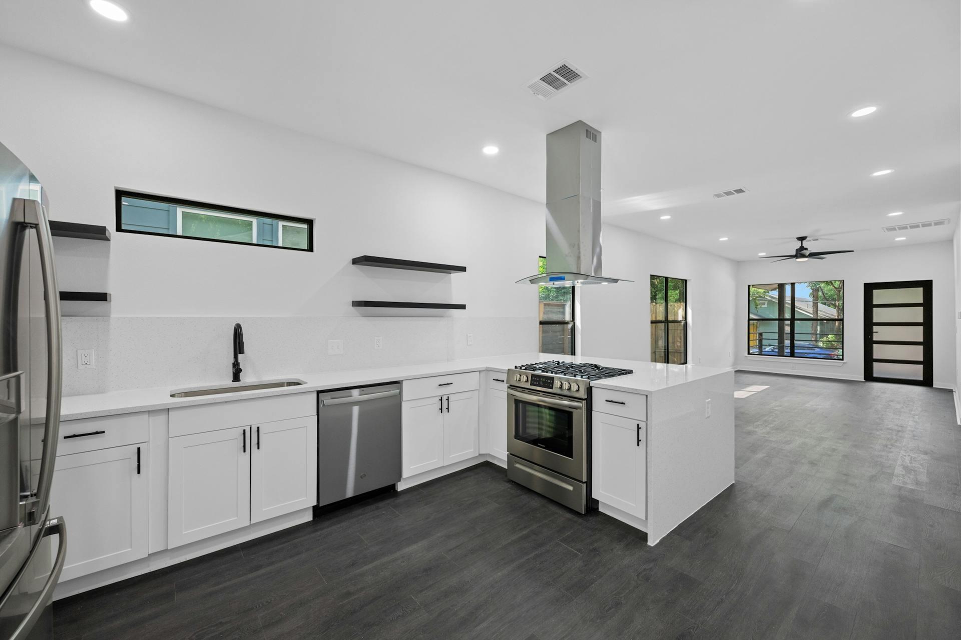 914 E 50th St, Austin, TX 78751