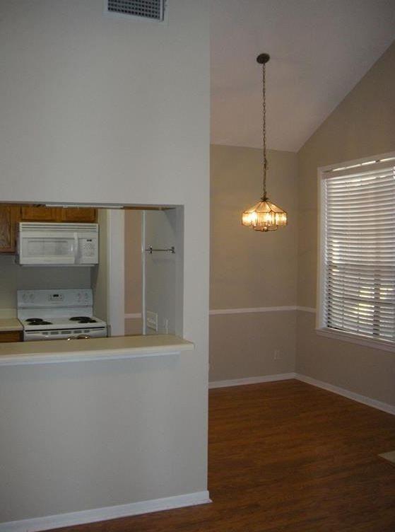 2300 Leon St # 201, Austin, TX 78705