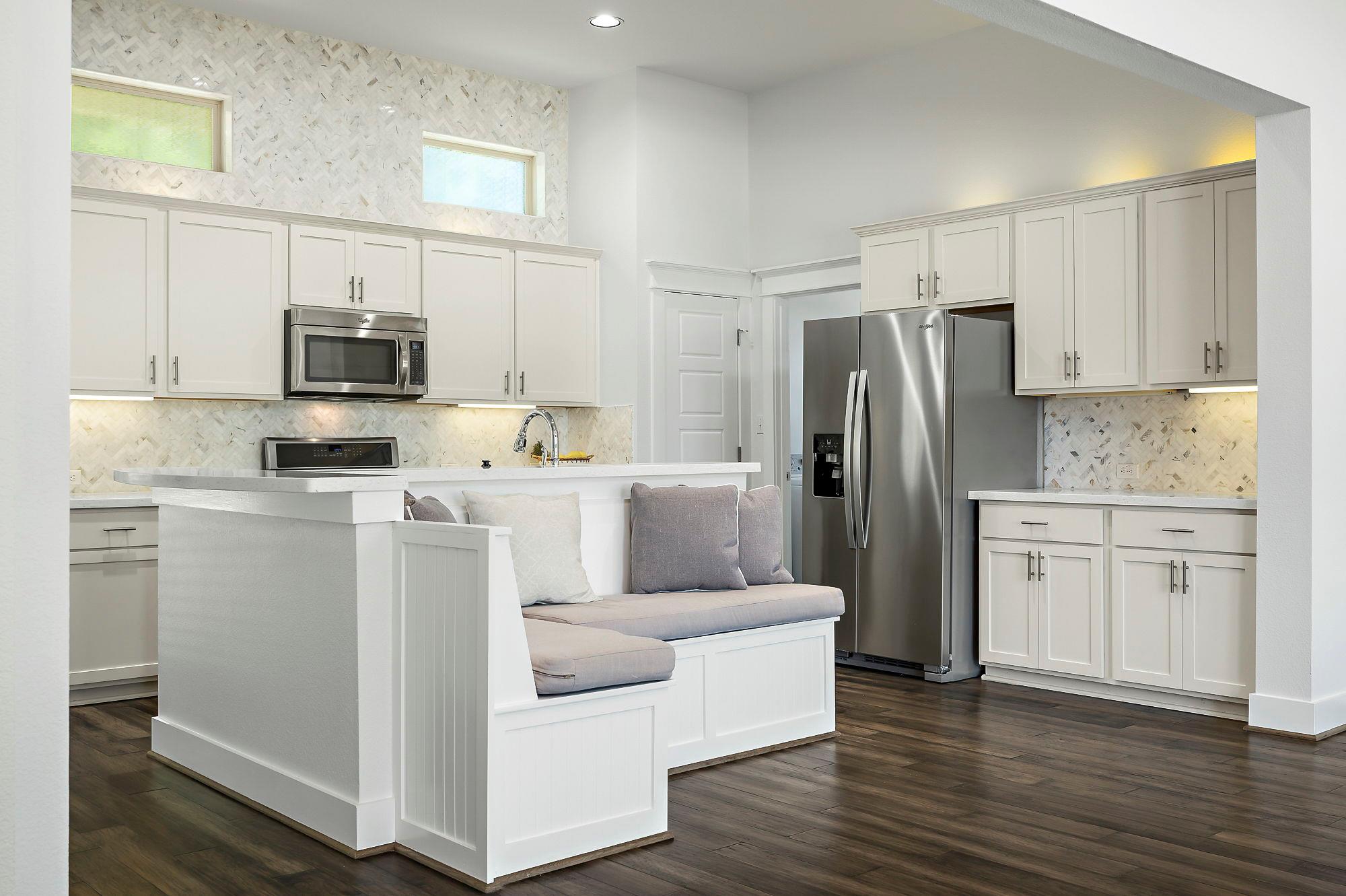 1775 Rowdy Loop pvt Loop # 33, Leander, TX 78641