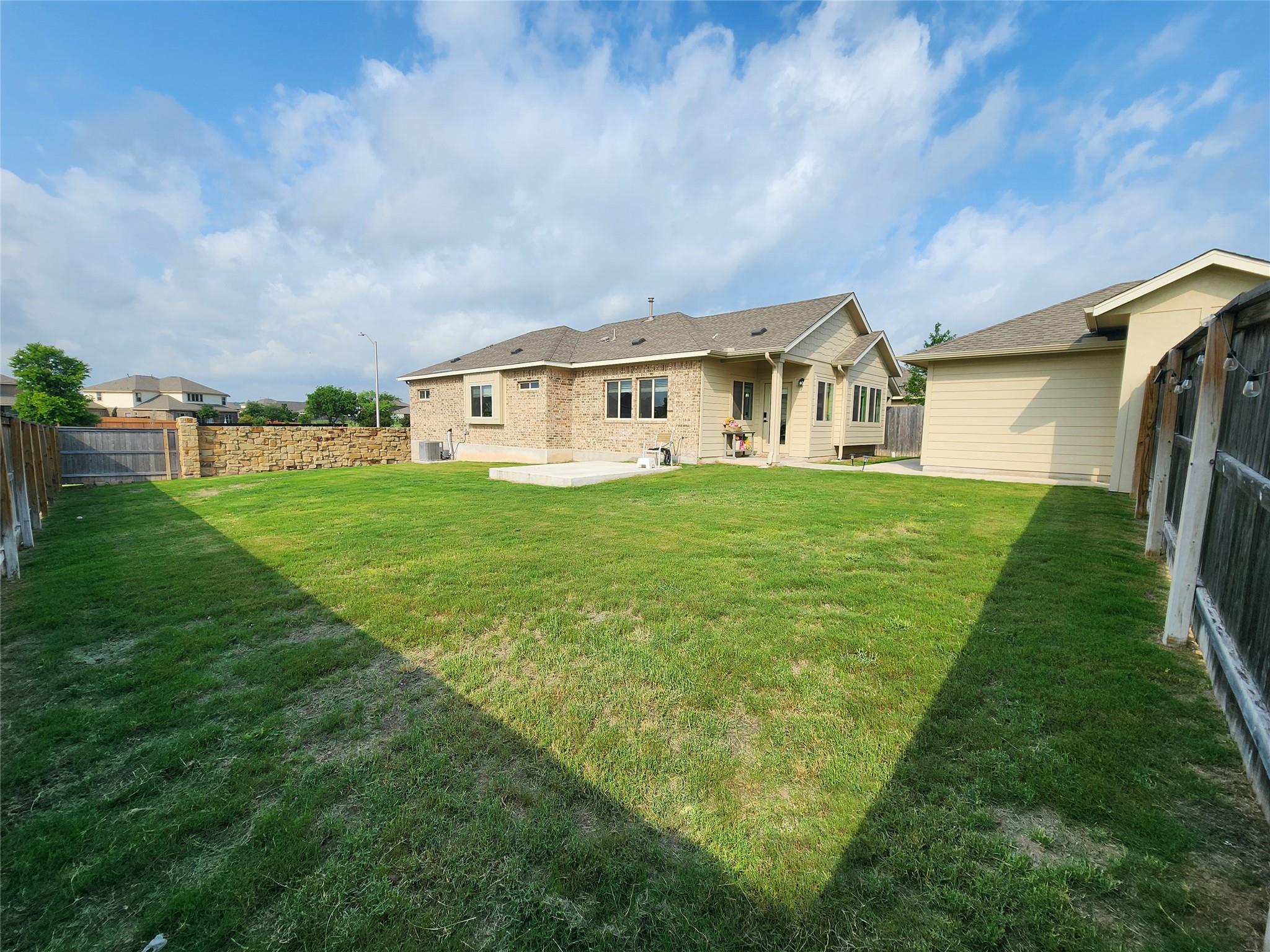 105 Witchhazel Way, San Marcos, TX 78666