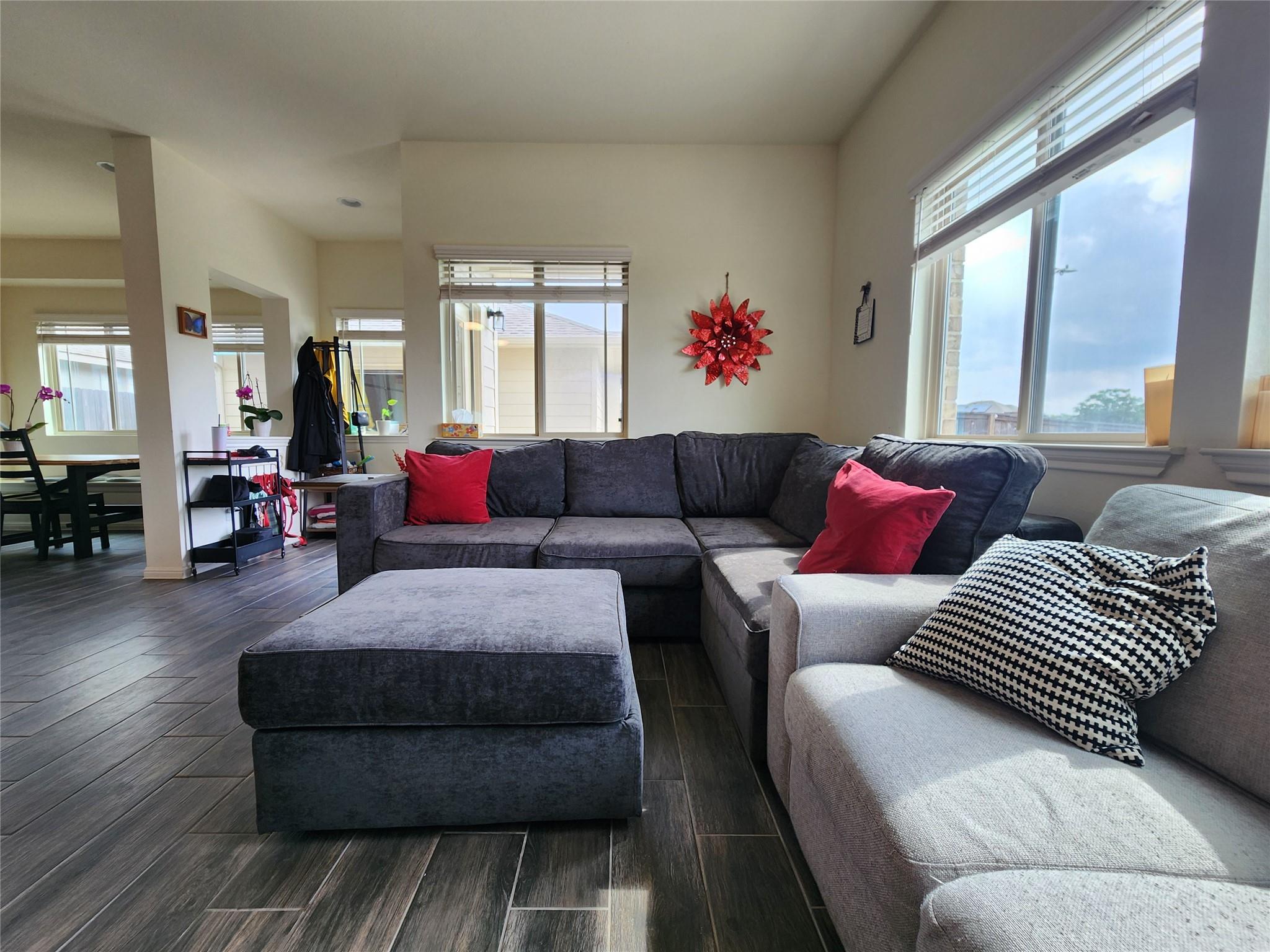 105 Witchhazel Way, San Marcos, TX 78666