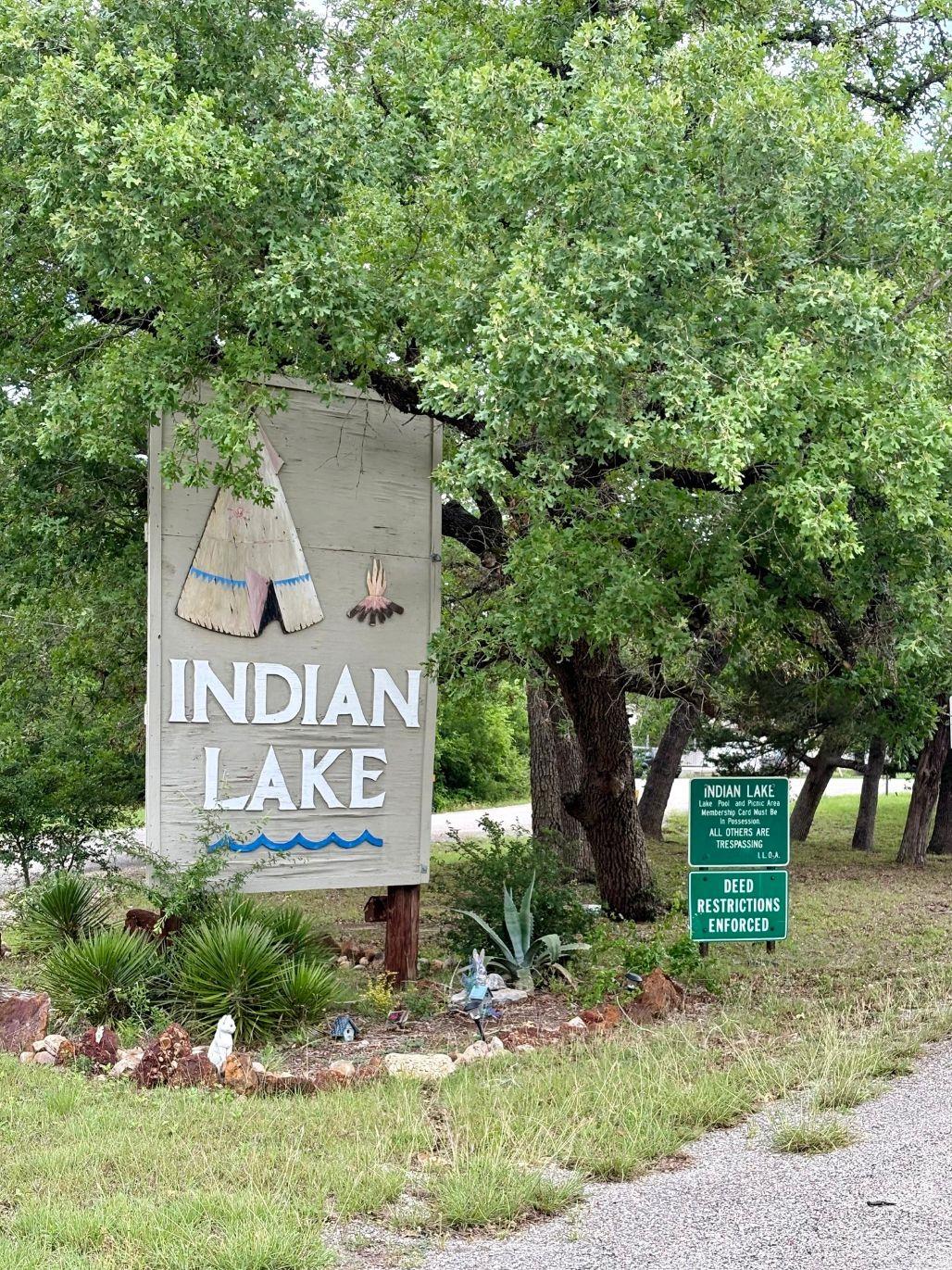 106 Caddo, Smithville, TX 78957