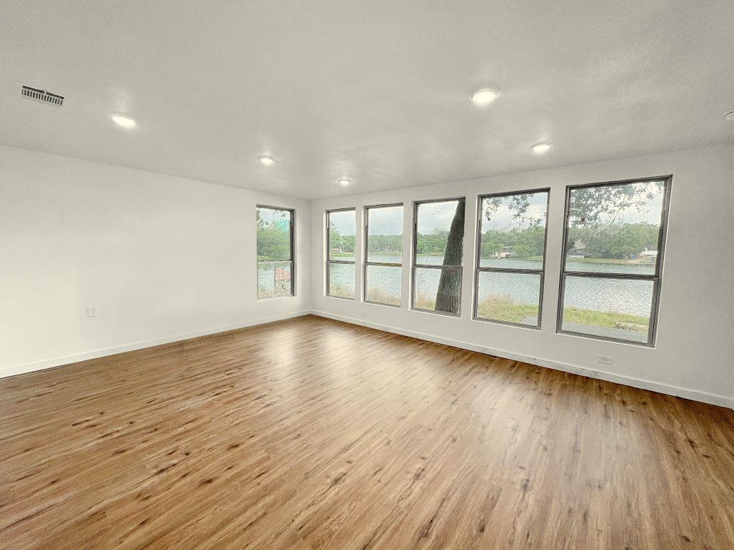 106 Caddo, Smithville, TX 78957