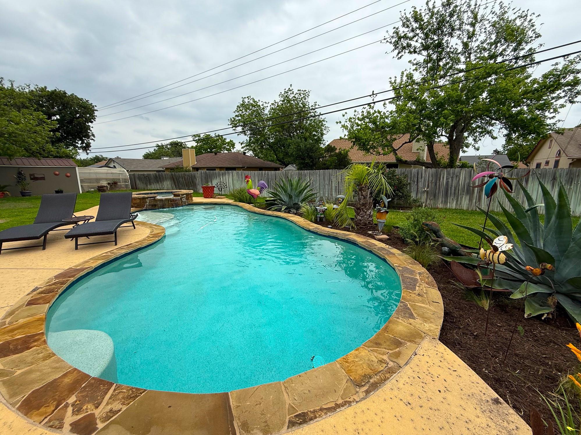 1310 LAURETTA WOOD Dr, Cedar Park, TX 78613