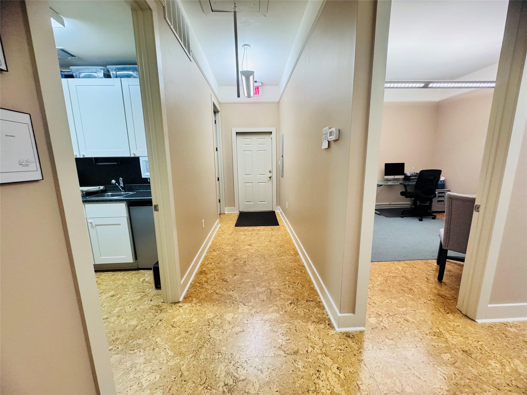 800 Crystal Falls Pkwy # 1, Leander, TX 78641