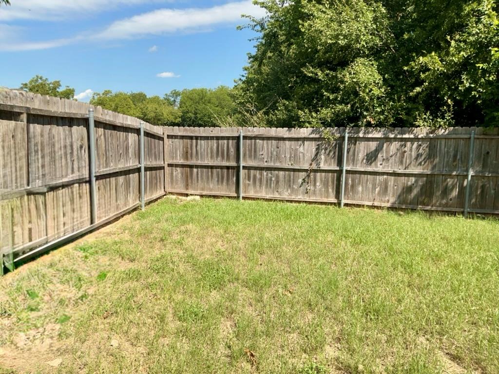 116 S Holly St, Georgetown, TX 78626