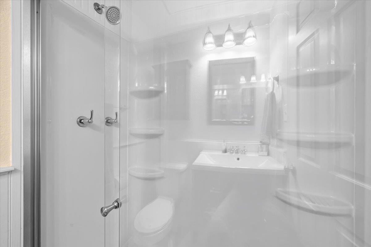 2605 Enfield Rd # 209, Austin, TX 78703