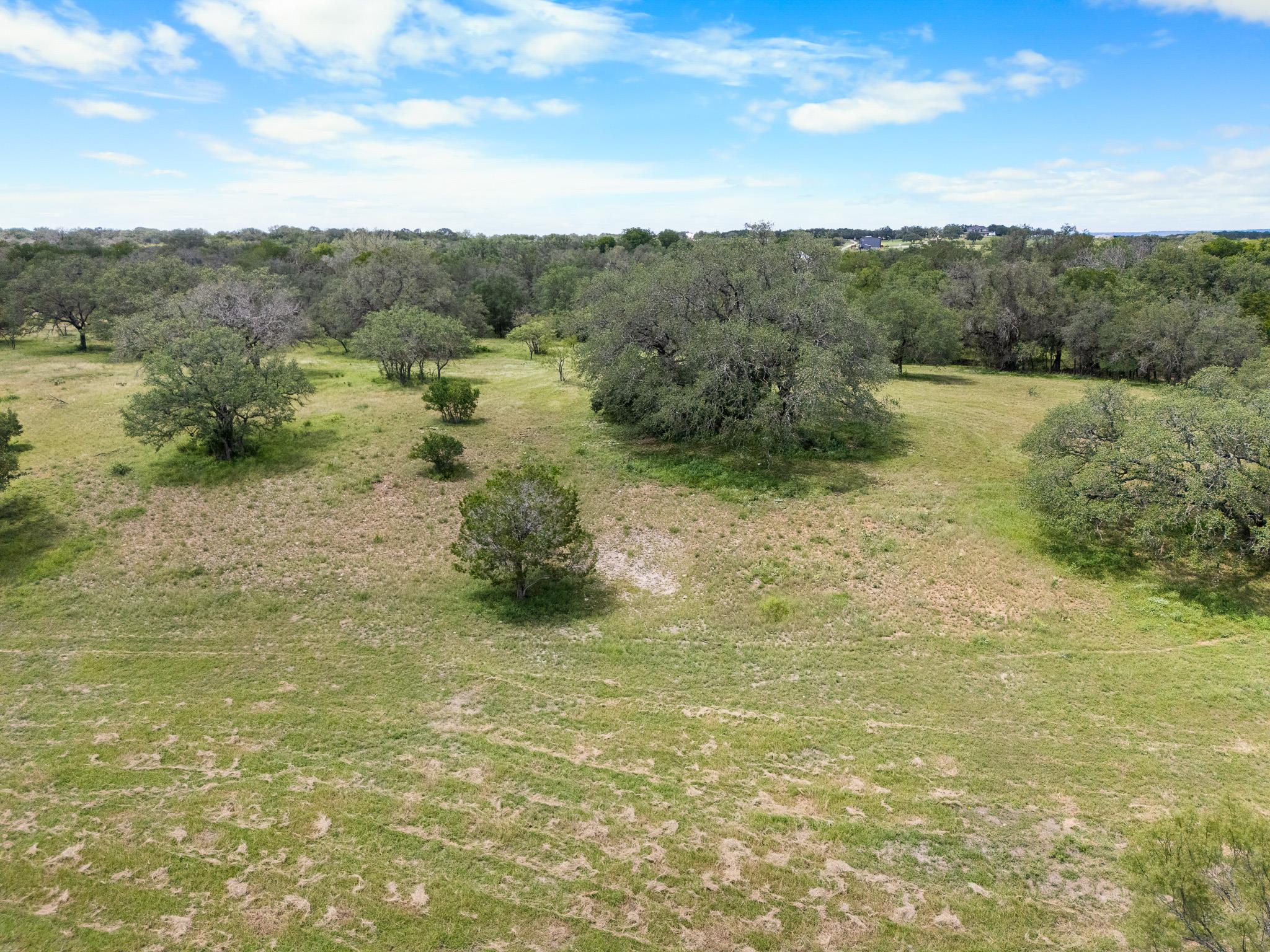 7866 County Road 404, Spicewood, TX 78669