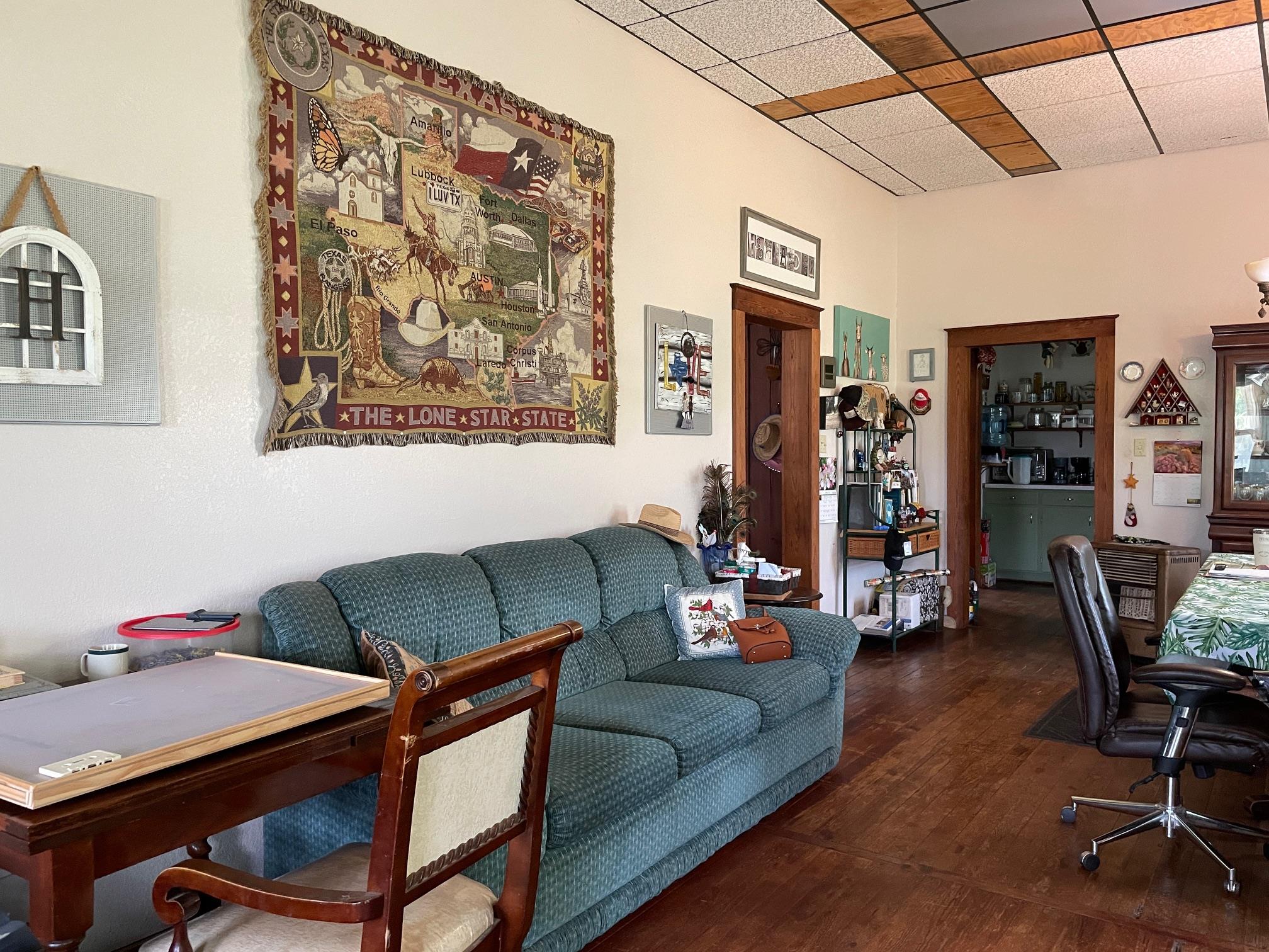 7866 County Road 404, Spicewood, TX 78669